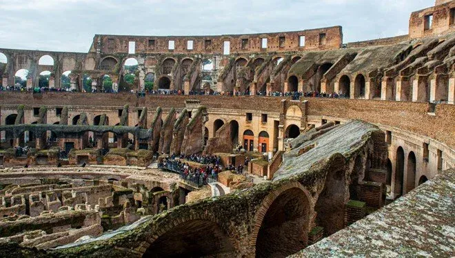 İmparatorların yolu: Kolezyum