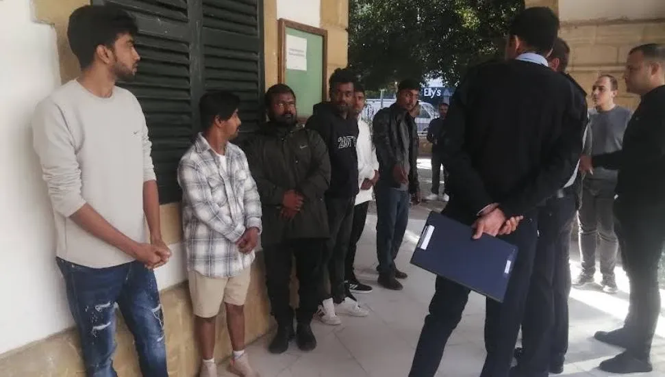 Huzur operasyonlarında 22 kişi izinsiz ikametten tutuklandı