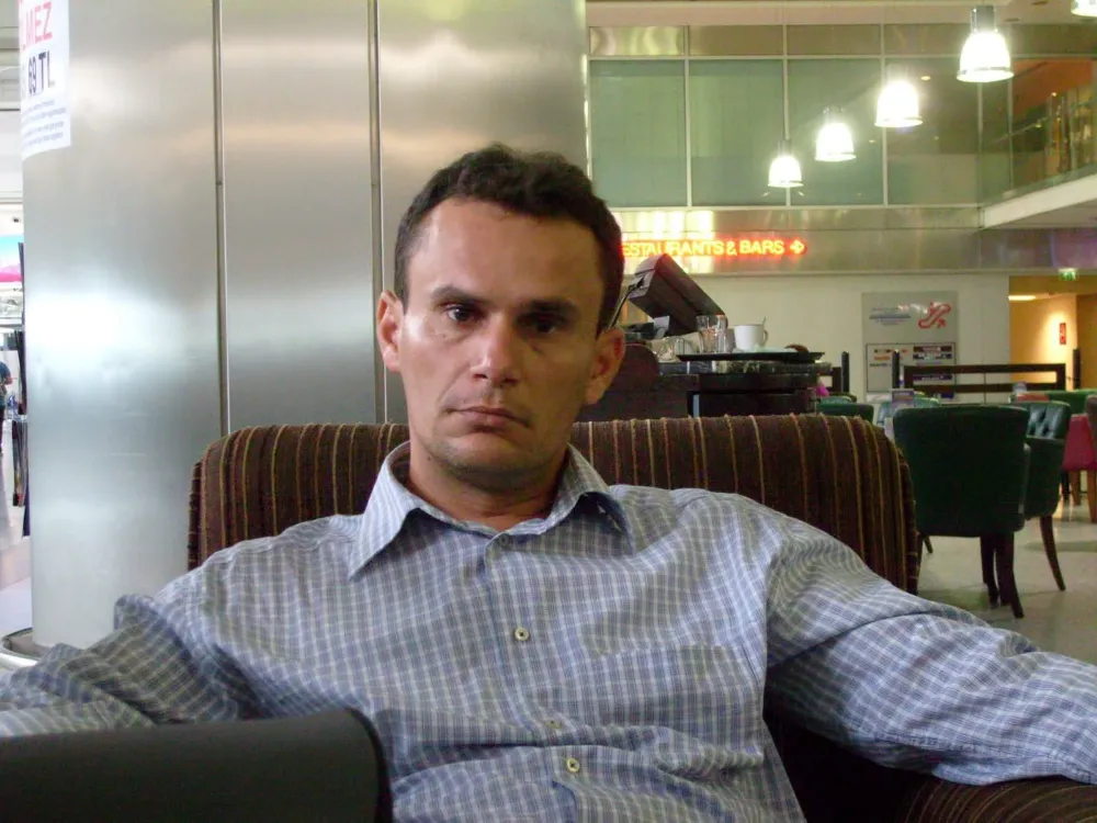 Milletvekili Sami Özuslu’nun kardeşi 54 yaşındaki Hüseyin Özuslu hayatını kaybetti