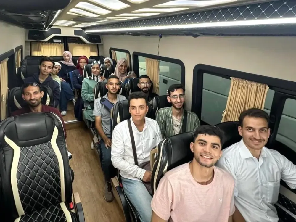 Azerbaycan, Filistinli 14 Öğrenciyi Gazze